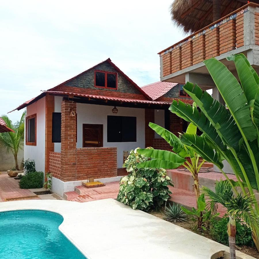 Bungalows Y Cabanas, Las Barracas De La Barra Malucano Bagian luar foto